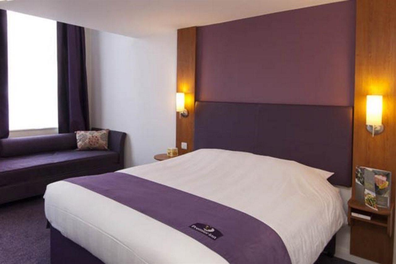 Premier Inn Wolverhampton City Centre מראה חיצוני תמונה